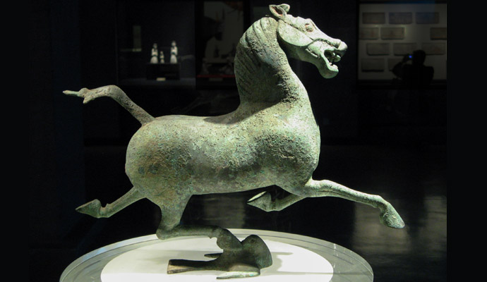 馬踏飛燕.jpg 馬踏飛燕.jpg