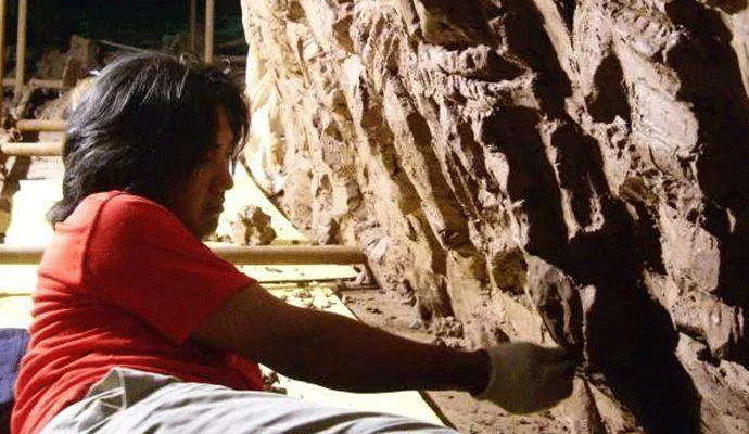 �߿�֮�H�����fһλ�߿���6�εĵ��ܼ��������������t���������Ї����g�^��������